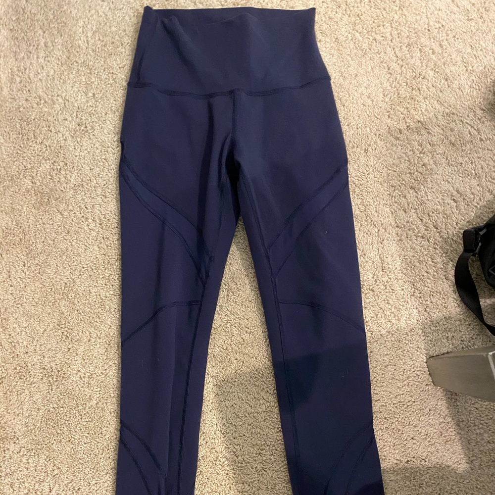 7/8 length navy blue lululemon leggings